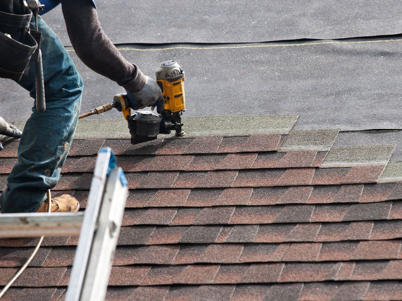 Read more about the article Is Replacing a Roof a Good Investment?