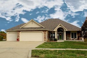 Best Roofing Company in Des Moines, IA