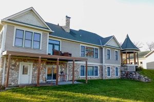Roof Replacement in Des Moines