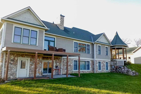 You are currently viewing Can a New Roof Lower Cooling Costs This Summer? | Roof Replacement in Des Moines
